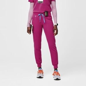 FIGS Zamora Jogger Raspberry Sorbet- Petite Small